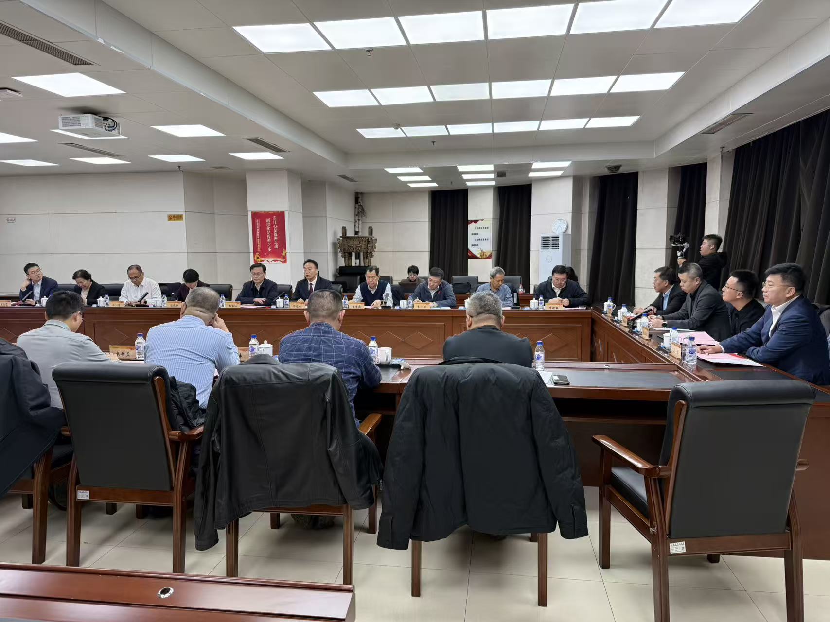 微信图片_20251106172301_348_823.jpg 微信图片_20251106172301_348_823.jpg